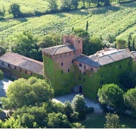 Castello Di San Fabiano Guest House Monteroni d'Arbia Exterior photo